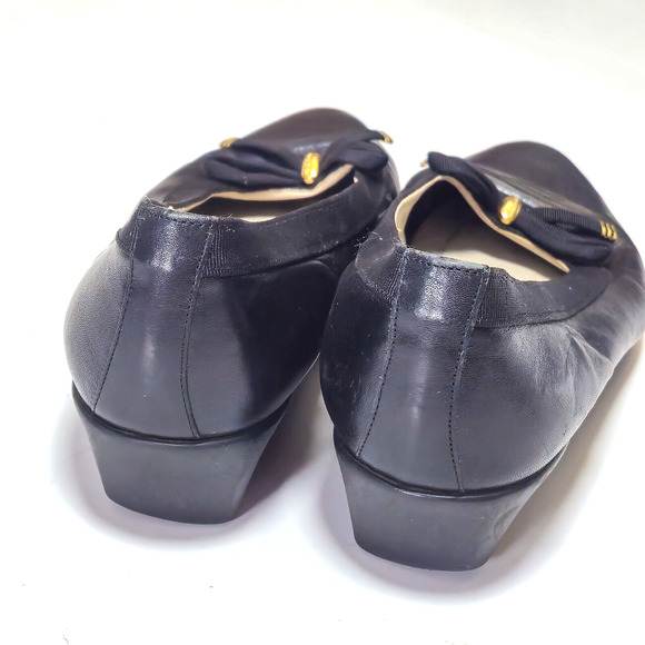 Vintage Bally Women’s Flats Size 6.5 Parisian Chic Timeless Leather Almond Toe - Picture 10 of 12